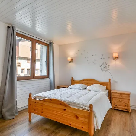 Morzine: Pour 8 Avec Parking Et Wifi Pres Du Centre - Fr-1-684-66 Appartement Morzine